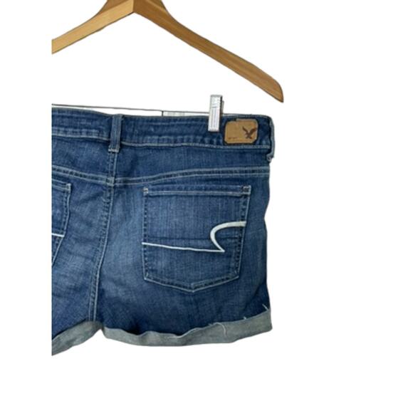 Denim & Co Dark Rinse Distressed Cut Off Denim Jean Shorts Women's Sz 12 - Picture 4 of 7